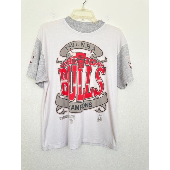 Vintage NBA Chicago Bulls Single Stitch Logo Shirt 1991 White Gray Men's Small - Picture 1 of 12